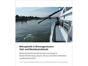 Titel des gemeinsamen Länderberichts Mikroplastik der Bundesländer Baden-Württemberg, Bayern, Hessen, Nordrhein-Westfalen und Rheinland-Pfalz