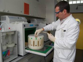 Mikrowellendruckaufschluss von Filterproben zur Bestimmung von Schwermetallen im Feinstaub