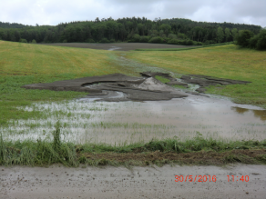 Bodenabschwemmungen auf einem Feld