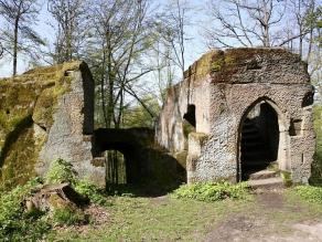 Burgruine Rotenhan aus verschiedenen Blickwinkeln