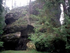 Blick zum großen Lochstein