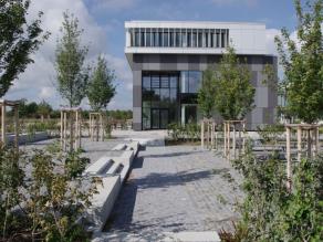 Biergarten vor dem Labor-Neubau