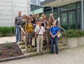 Teilnehmer der TTW-Sommerakademie 2011 vor dem LfU in Hof