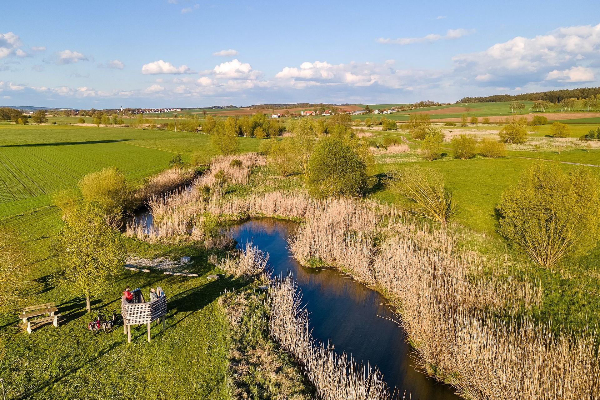 Erlebnisstation der Labertaler Storchenroute im malerischen Labertal bei Langquaid Erlebnisstation der Labertaler Storchenroute im malerischen Labertal bei Langquaid