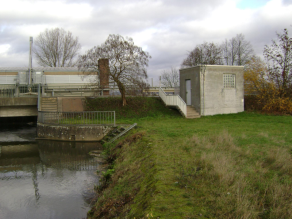 Messgebäude der automatischen Messstation Hausen an der Regnitz