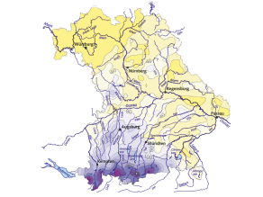 Bayernkarte mit Niederschlägen, besonders intensiv im westlichen Alpenraum