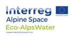 Schriftzug 'Interreg Alpine Space und Eco-Alps Water' untereinander angeordnet, daneben die Europaflagge