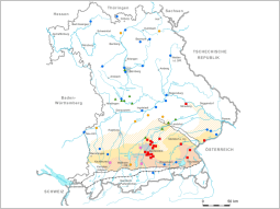 Bayernkarte mit Markierung, wo geothermales Wasser genutz wird. Besonders in Südbayern ist das der Fall.